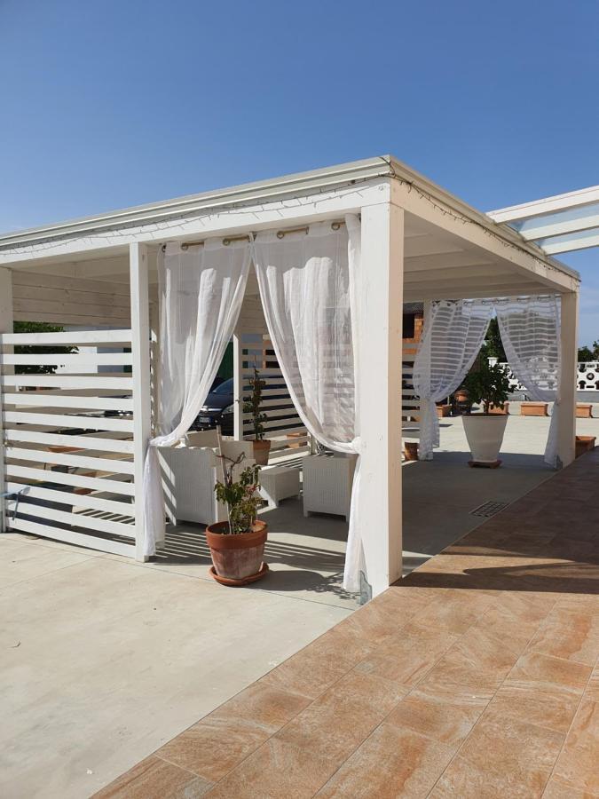 Luxury Casello 28 Affitti Brevi Marconia Екстериор снимка